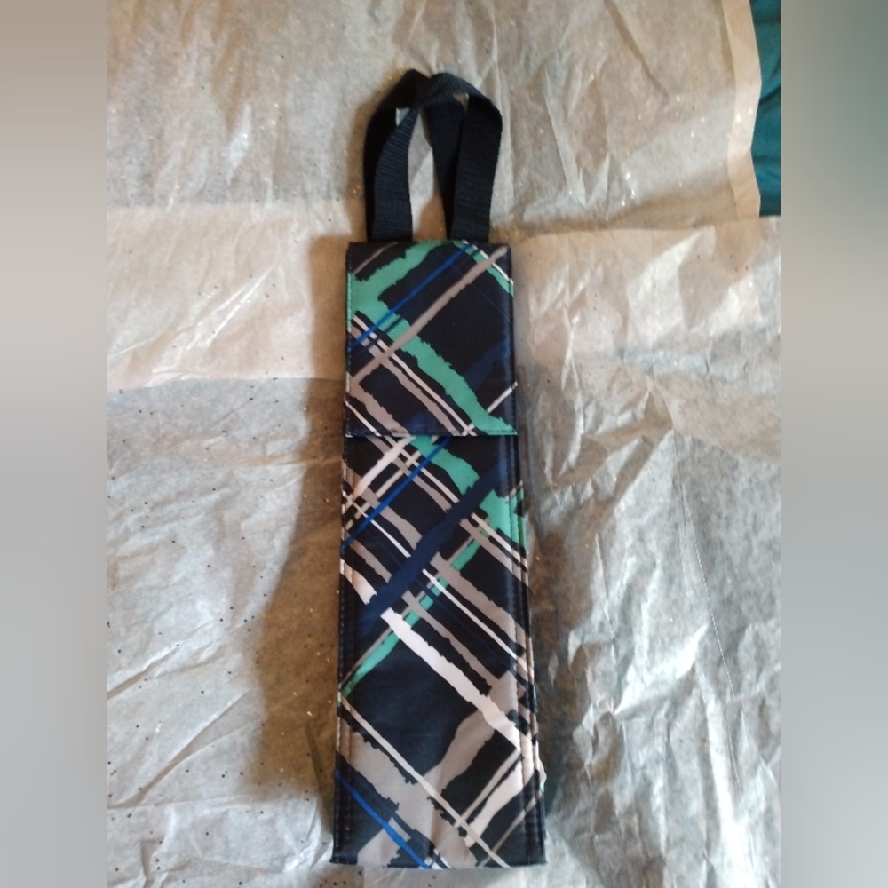 Thirty-one wine bottle or can carrier, insulated NWOT